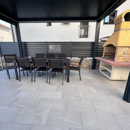 Luxury Apartments Marty Malinska Εξωτερικό φωτογραφία